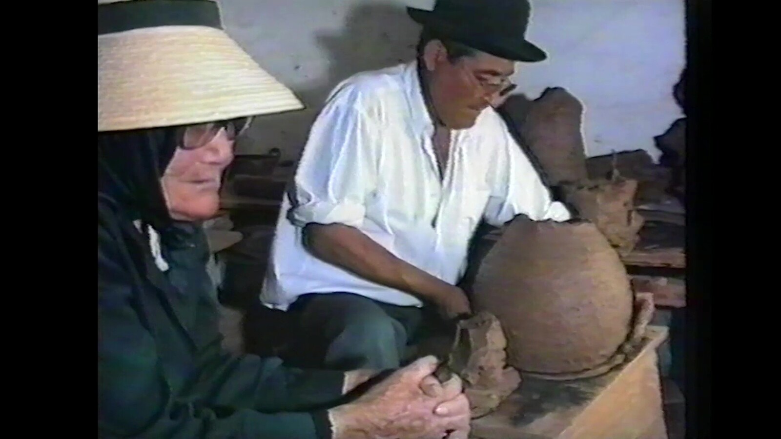Alfarería popular de Lanzarote. Doña Dorotea (1992) en VIDEOS 