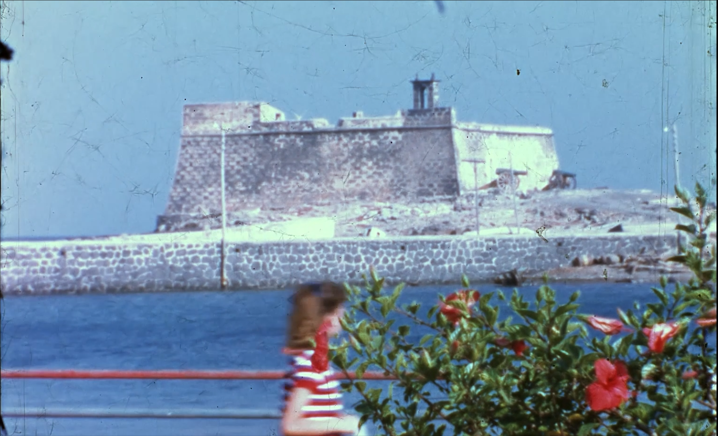 Escenas familiares en el parque de Arrecife (c. 1965) en VIDEOS 