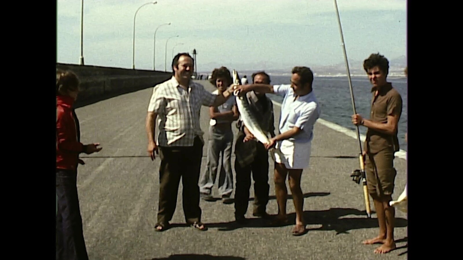 Pesca en Arrecife (c. 1975) en VIDEOS 