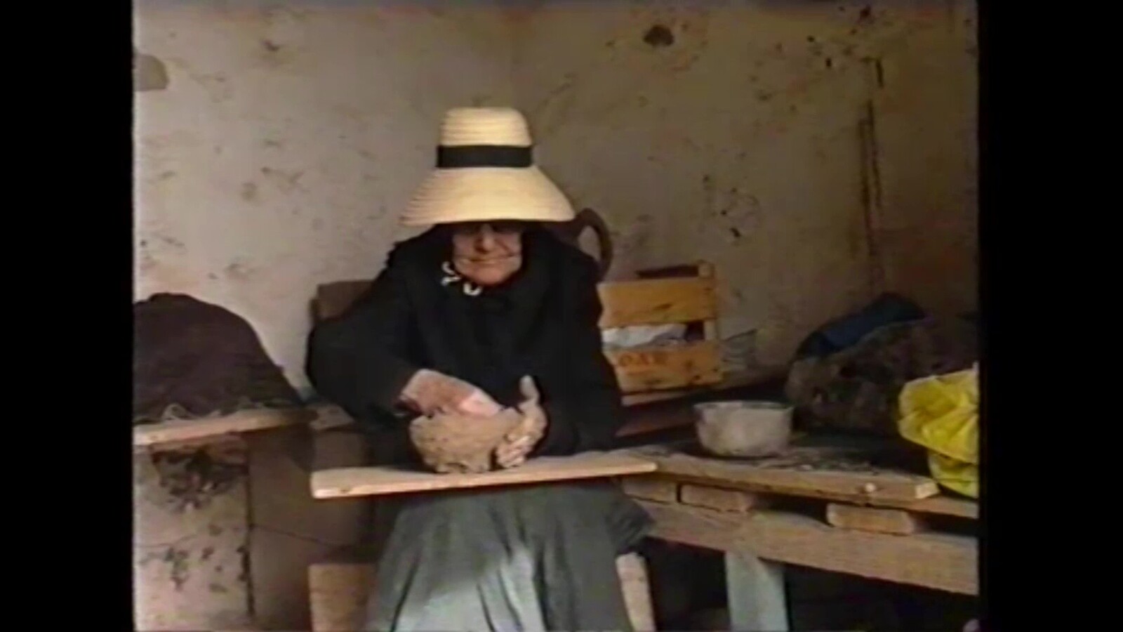 Doña Dorotea la alfarera (1990) en VIDEOS 