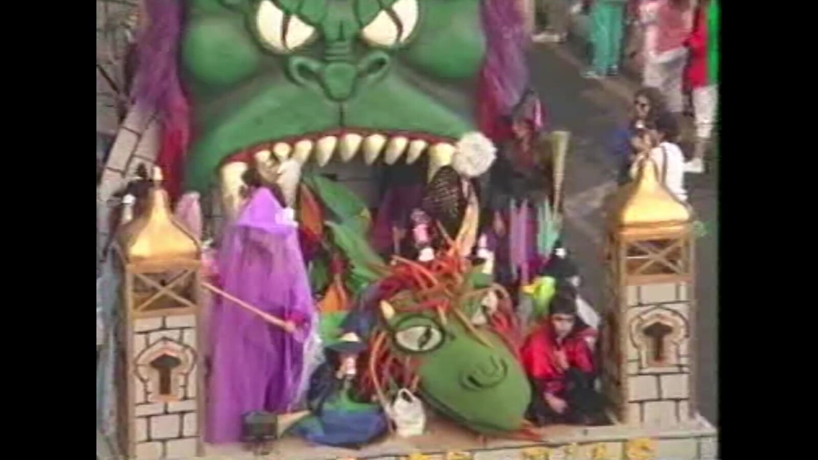 Coso del carnaval de Arrecife (1992) en VIDEOS 