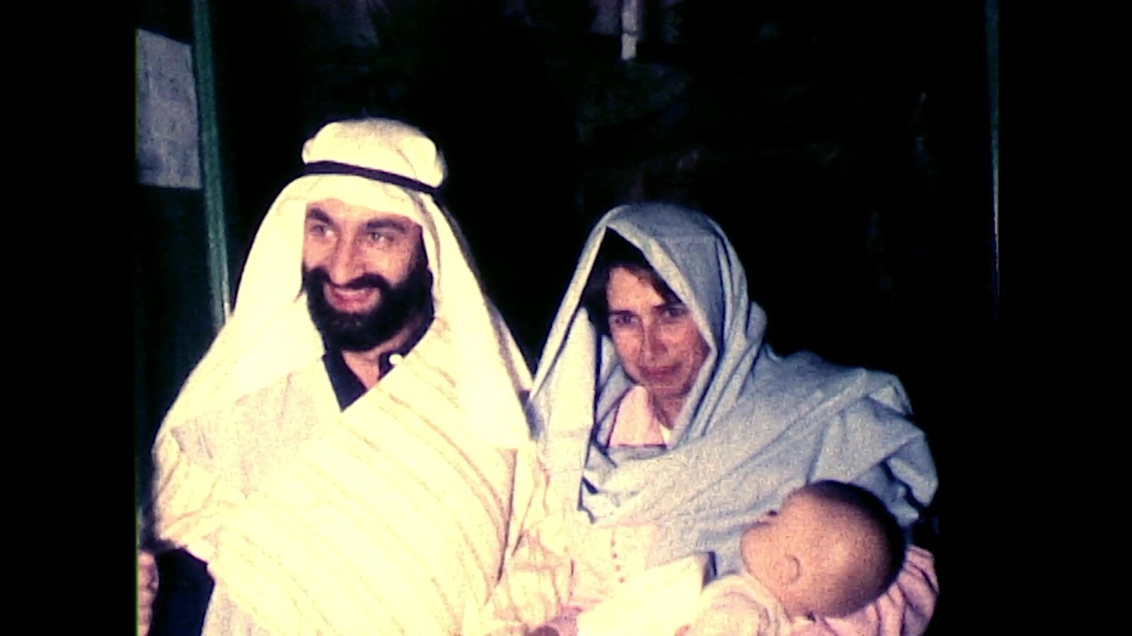 Representación de Navidad en Uga (c. 1975) en VIDEOS 